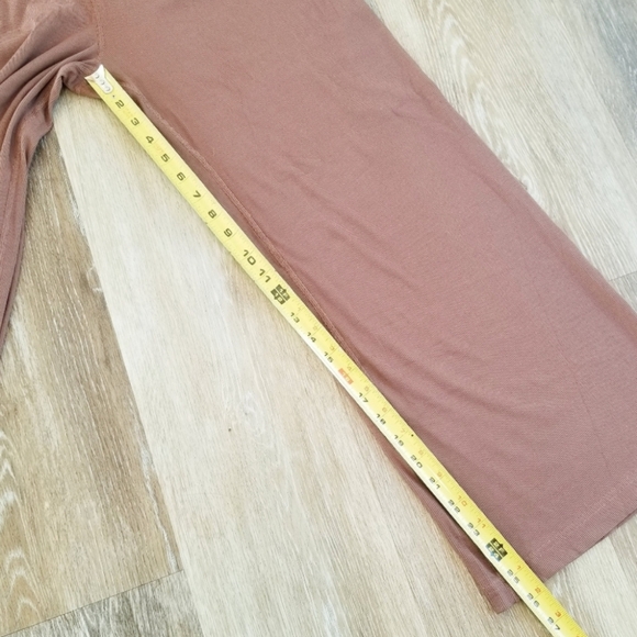 Vuori Mudra Jumpsuit Women's Ribbed Drawstring Pockets Athleisure Hazelnut NWT - Picture 10 of 13